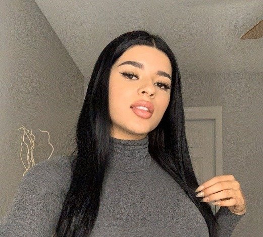 Influencer Juanita Belle Amasses Global Social Media Following